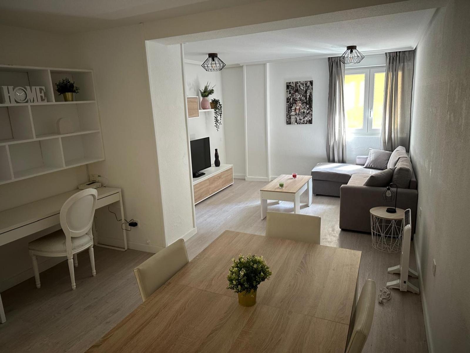 Kilimin Apartment ปัมโปลนา ภายนอก รูปภาพ